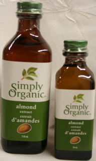 Almond Extract (Simply)